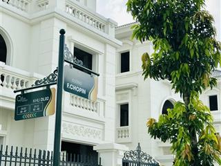 Chính chủ bán biệt thự đơn lập vườn cam, diện tích 316m2, hướng đông nam, đường 20.5m