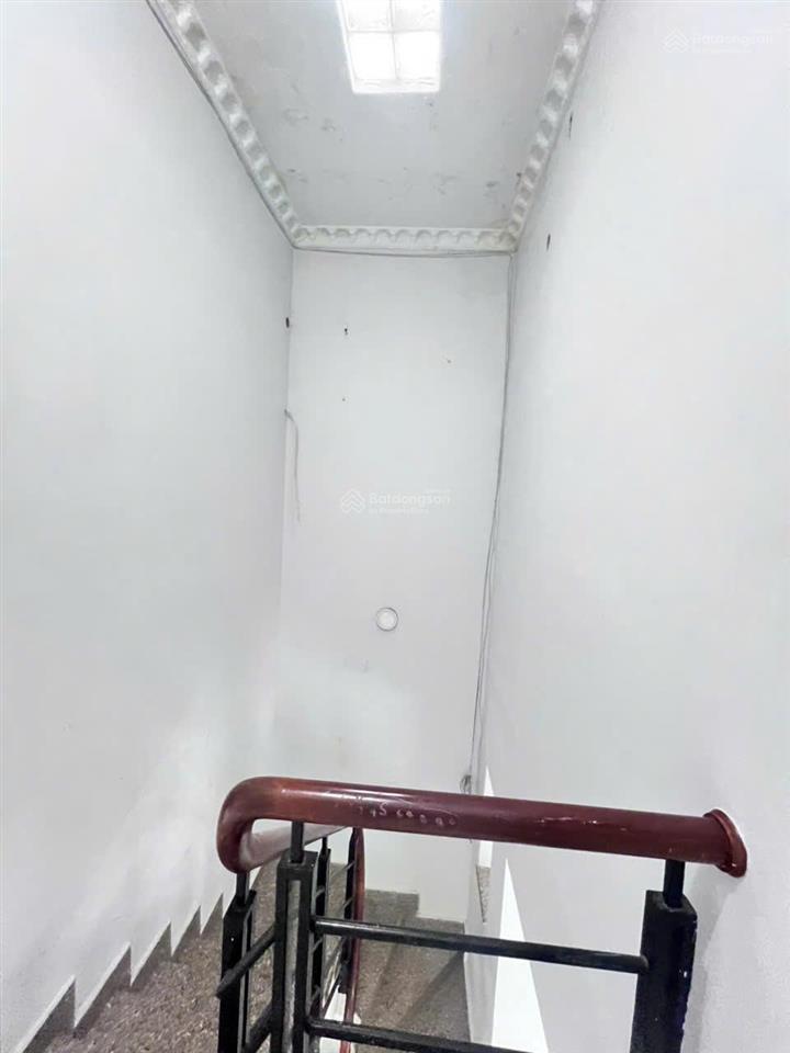 Bán nhà mặt tiền tx 13 đường thông xe tải  kề bên chung cư picity  giáp gò vấp