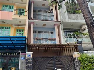 Bán nhà mt đường 44 kdc bình phú sát trường cấp 3 bình phú