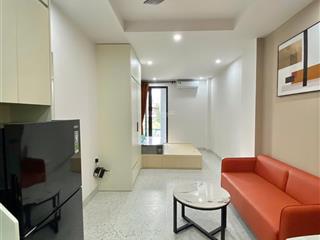 Cho thuê căn hộ 1n1k ô tô đỗ cửa tại vương thừa vũ, full nội thất mới tinh,cách đường chính chỉ 50m