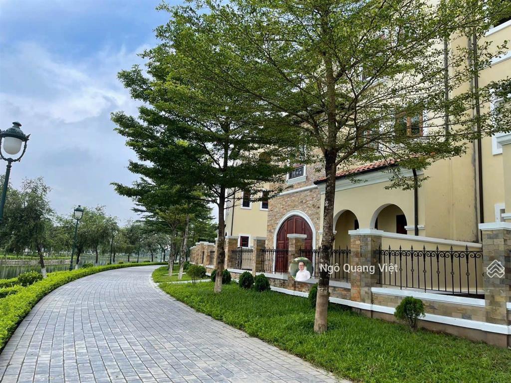 Vista lago nam an khánh biệt thự mặt hồ 400m2 view triệu đô giá tốt, sổ đỏ, cơ hội đầu tư hiếm có