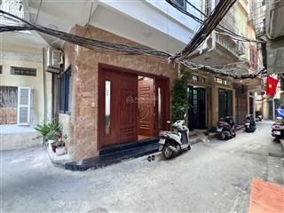 Bán gấp nhà thái thịnh 30m2 7.4 tỷ (giá có thương lượng) kinh doanh nhỏ  lô góc ở ngay