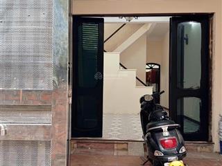 Bán nhà phố nguyễn khánh toàn cầu giấy 70m 13.5tỷ ngõ nông gần phố  dân xây cực chắc chắn