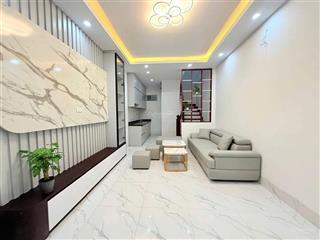 Bán nhà phố trần quốc vượng, cầu giấy 7.4 tỷ sổ đỏ hoa hậu 3 gác đỗ cửa ngõ thông full tiện ích
