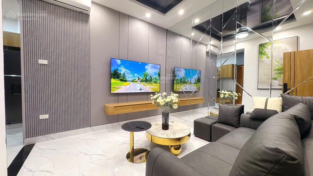 Bán cc 2pn view đẹp tại nguyễn khánh toàn, 3,98 tỷ, 65m2