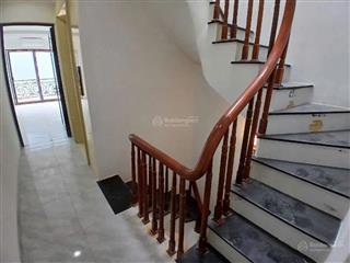 Nhà 6 tầng dt 48m2  tương lai bùng nổ giá trị  cầu vĩnh tuy  long biên. giá 10.5 tỷ