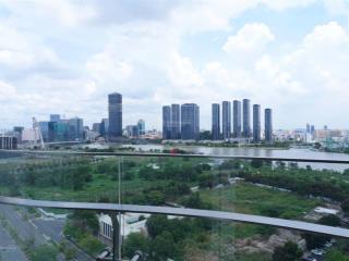 Chủ gửi cho thuê căn 4 phòng ngủ tầng rất cao, 201m2, view sông siêu đẹp, giá 99 triệu đã bao pql