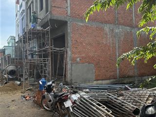 Lô đất ngay ngã tư bình chuẩn giá 1.75 tỷ