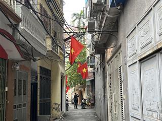 Chính chủ bán nhà đất tại ngõ 85 xuân thuỷ