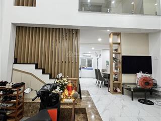 Nhà đẹp mới xây  4 tầng  nguyễn trọng tuyển, tân bình  n6x11  sổ đẹp  giá nhỉnh 7 tỷ  còn tl