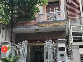 Phan huy ích p15 tân bình, 90m2(5x18), 4 tầng, hẻm xe hơi 6m, 4 pn, hơn 10 tỷ  tl