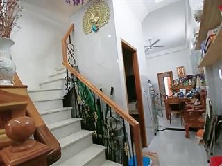 Bán nhà ngõ 311 Hiệp Phú, Q.9: 70m2, 3 tầng, 5PN, SH, 6.55  tỷ. LH: 0933125879
