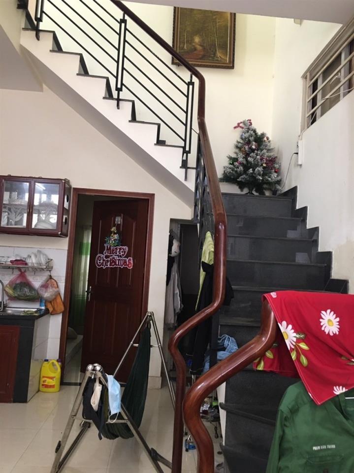 Bán nhà đường Hồ Bá Phấn, Phước Long A, 9, TP HCM. DT 130m2, 2 tầng, 4PN, giá 9,8 tỷ, sổ