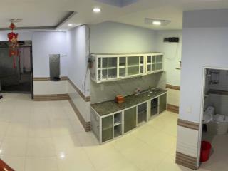 Tôi cần bán nhà 1 xuyệt trần hưng đạo 1t1l  quận 1  giá 5 tỷ