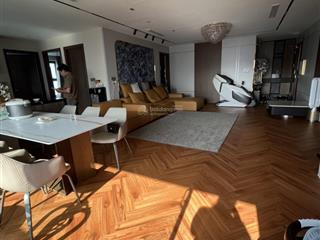 Handiresco gia đình cần bán căn 3 phòng ngủ  dt 100m2  full nội thất  giá 11 tỷ  0849 678 ***