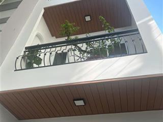 Bán nhà quận 1 đường tôn thất tùng, nhà mới nội thất đầy đủ, nh6,8m dài 25m 3 lầu chỉ 24,5 tỷ