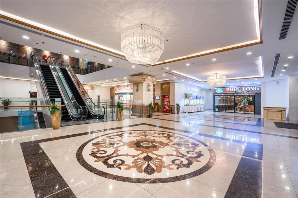 Bán căn hộ góc toà d'le roi soleil  59 xuân diệu. dt 146m2 tk 3pn 2wc, view hồ tây 21 tỷ bao phí