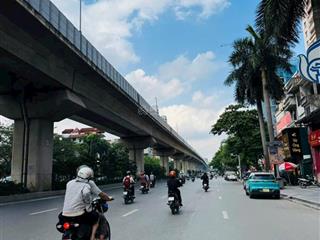 Chính chủ bán nhà phố cầu giấy  8 tầng thang máy  phân lô oto  1 nhà ra mặt phố