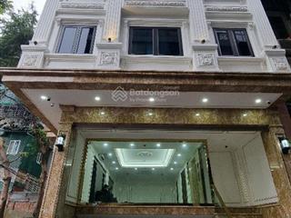 Building quận cầu giấy 110m2  9 tầng  lô góc  oto tránh đỗ  dòng tiền tốt