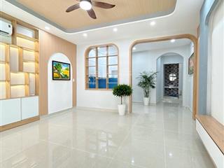 Bán nhà 2 tầng mới đẹp, tặng nội thấtdt (4.7x10m)1 căn ra mặt tiềnp10 tân bình5.6tỷ