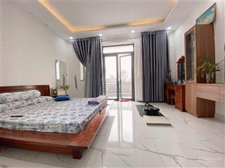 Đi định cư bán gấp nhà 100m  4 tầng  hxh 8m  phạm văn bạch  13.x tỷ  còn tl