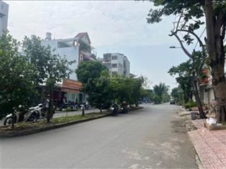 Lô đất tuyệt đẹp kdc mười mẫu , đông thủ thiêm 200m2 ngang 10m chỉ 22tỷ tl