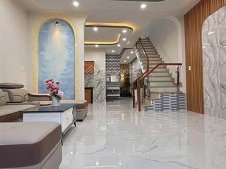 Bán gấp nhà đường quang trung, ngang trên 5m, 10 tỷ còn thương lương