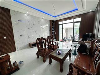 Bán gấp nhà 78,3m2  nguyễn văn nghi  3 tầng  hẻm xe hơi  7.5 tỷ thương lượng