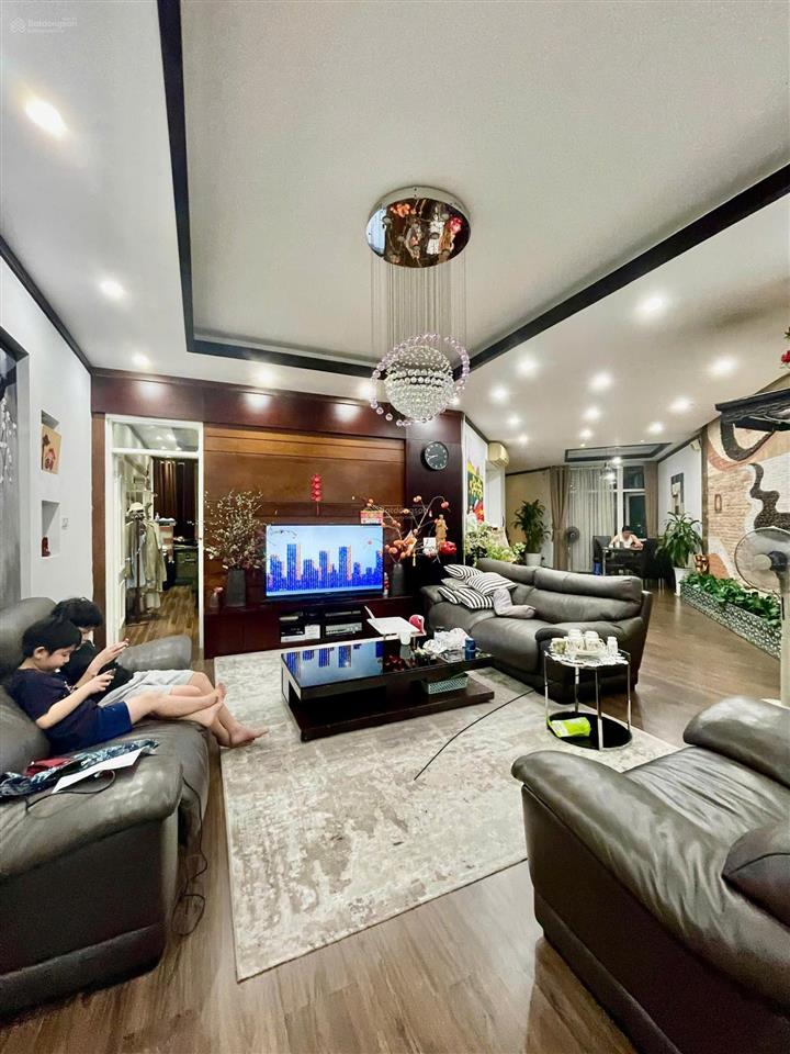 Bán chung cư cao cấp 24t1 hoàng đạo thúy 120m2 9 tỷ căn duy nhất còn slot để ô tô dưới hầm
