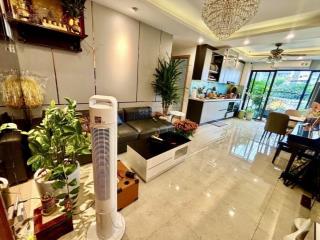 Bán căn hộ cao cấp tòa d  lô góc  chung cư việt đức complex lê văn lương 93m2  8.2 tỷ  duy nhất