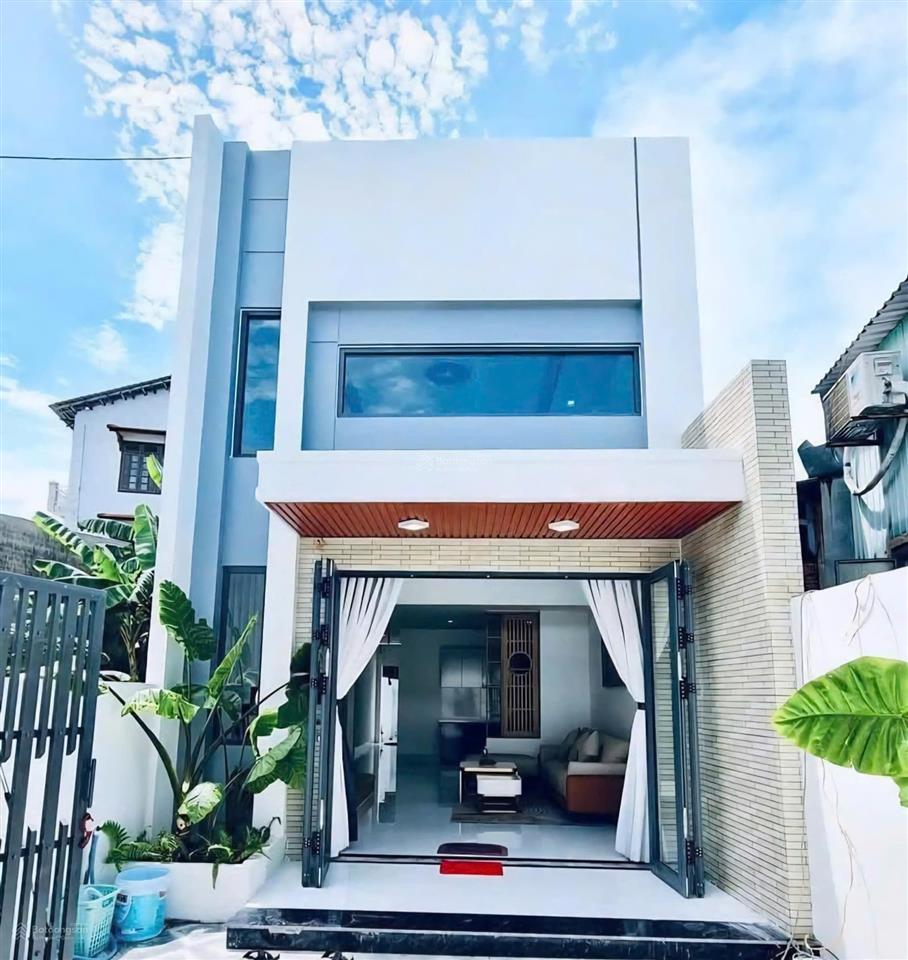Chính chủ nhờ bán nhà dt36m2/ 3ty7, tây thạnh, tân phú , hẻm vf3 ,3pn,hẻm thông,shr, gần trường,chợ