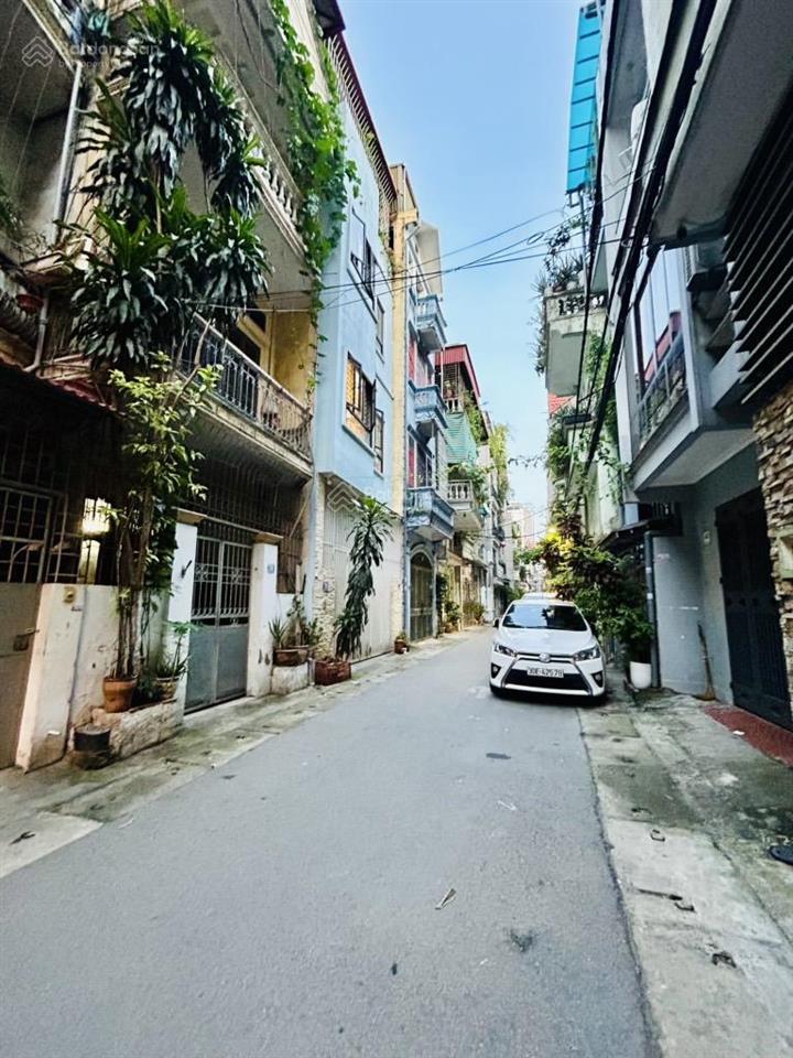 Bá.n nhà phân lô ô tô vào nhà ở sướng diện tích 71m2. 4tầng . mt5,5m trung tâm quận haiba