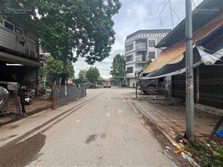 Đất phân lô đa sỹ 51m2, vỉa hè, ô tô tránh, kinh doanh