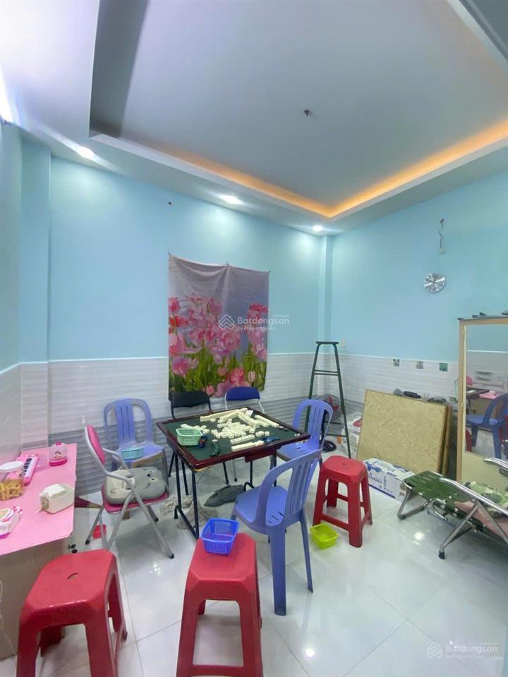 Nhà 4 tầng ngay khu lê đại hành (3.75x10)m | dọn vào ở liền