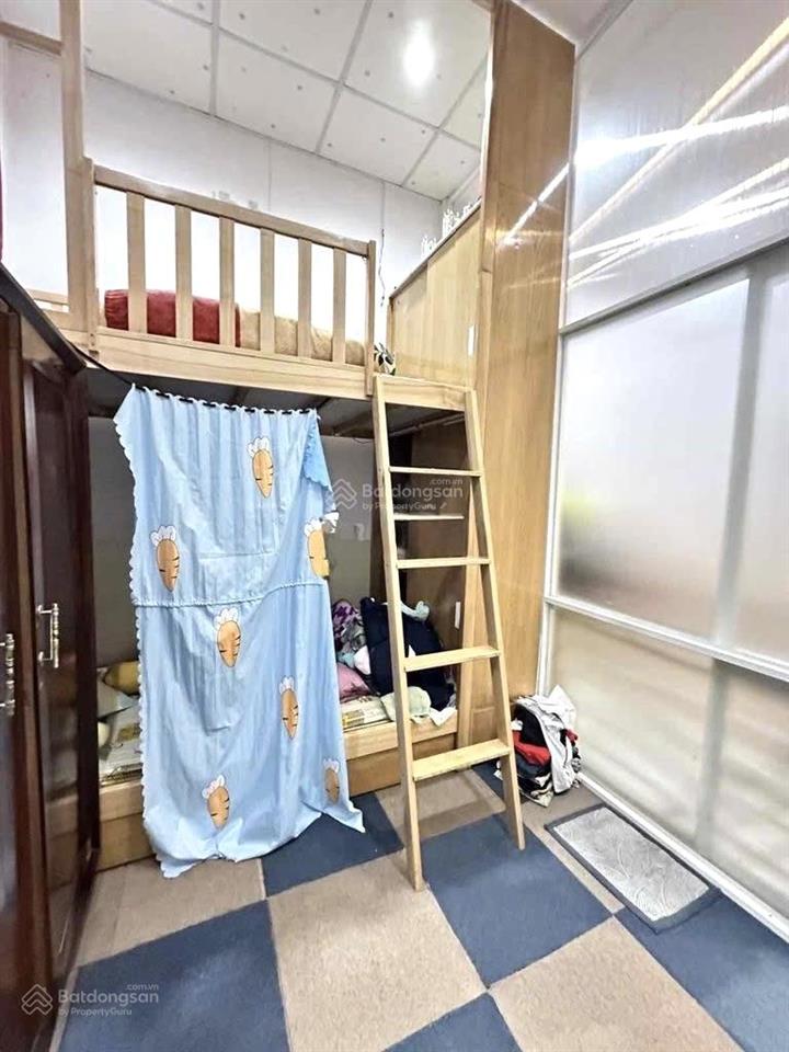 Nhà lạc long quân ngang lớn (4.7x11m) xe hơi tới nhà