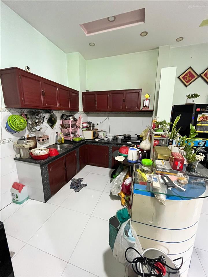 Bán nhà 3 tầng 3pn, hẻm ô tô đường số 8 p. linh xuân