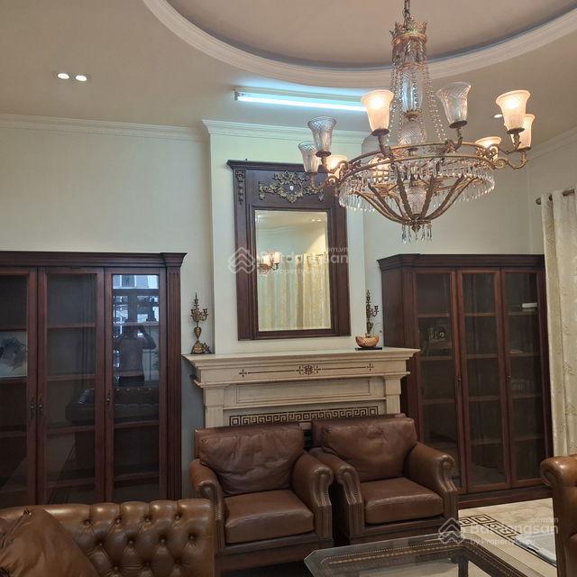 BIỆT THỰ LÔ GÓC 3 MẶT TIỀN - DỊCH VỌNG - CẦU GIẤY - 236M2 - 130 TỶ