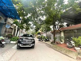 Bán biệt thự phân lô phùng khoang  5 tầng  vỉa hè rộng  ô tô tránh  giá chỉ 29.8 tỷ