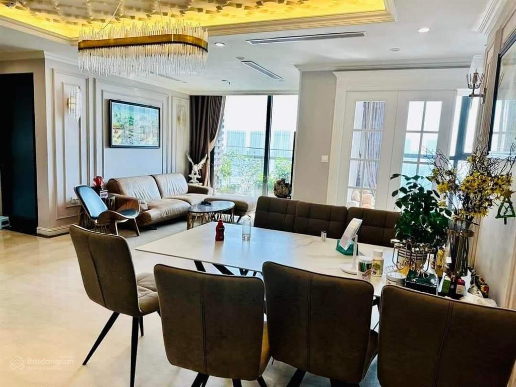 Vợ chồng em cần bán nhanh căn hộ chung cư 2 phòng ngủ 80 m2 toà artemis giá 6,8 tỷ 0988 246 ***