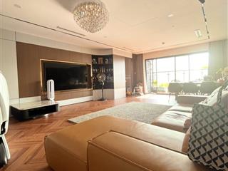 Gđ cần bán căn hộ chung cư 3 phòng ngủ toà the golden palm  dt 105m2  giá 9 tỷ   0988 246 ***