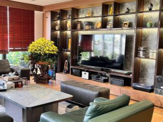 Gia đình tôi cần bán căn hộ the park home  dt 279,8m2  giá 25 tỷ  4pn full đồ   0988 246 ***