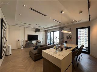 Vợ chồng em bán căn hộ 3 phòng ngủ dt 157 m2 toà hei tower giá 9 tỷ nhà full đồ 0988 246 ***