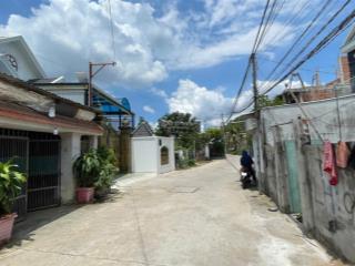 Cần tiền bán gấp lô đất khu nhà lầu sang chảnh gần phà cát lái, 133m2, 3tỷ, đường bê tông 6m