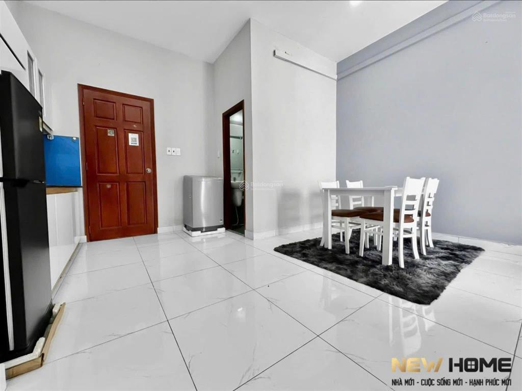 Cho thuê căn 1 phòng ngủ ban công/cs 40m2 thang máy trần quang diệu quận 3