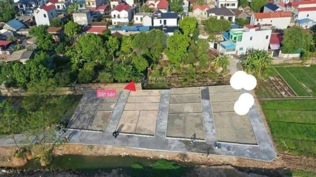 50m2 đất mỹ đức ô tô tải vào tận đất xung quanh đông dântrường học, bệnh viện, chợ xung quanh