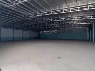 Kho ở phạm hữu lầu diện tích 650m2 cần cho thuê gấp đường cont