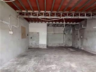 Thuê kho 100m2 quận 7 vách tường xây kiên cố làm nhà kho, nhà xưởng