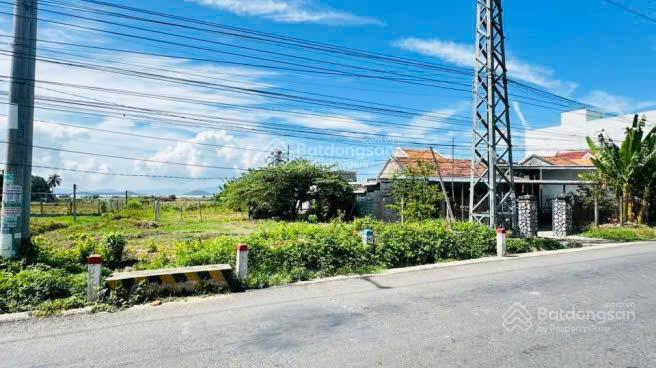 Bán nhanh a/c đầu tư. đường nguyễn huệ, cạnh biển, đối diện kdl điệp sơn, xã vạn thắng khánh hòa
