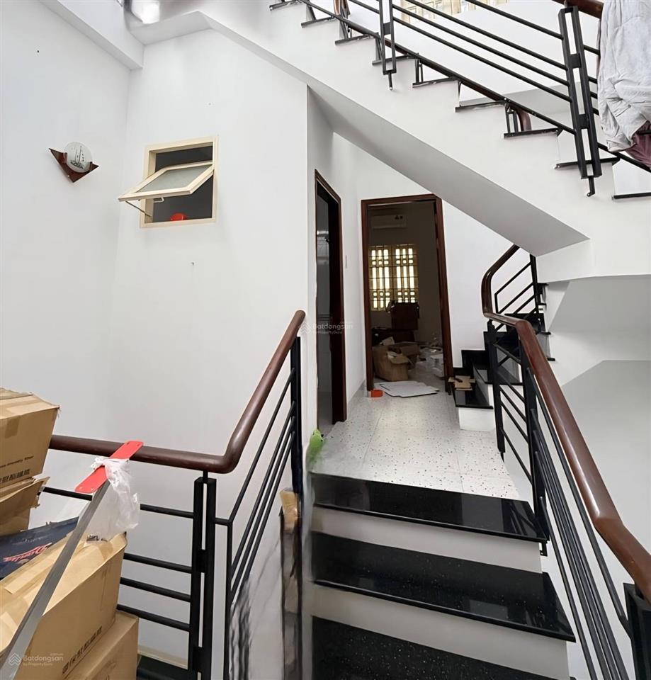 Nhà mới nguyên căn hẻm 281 lê văn sỹ 5x20m 22tr, 1 trệt 3 lầu. trống suốt hxh phù hợp ở kd đa ngành