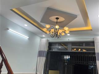 Bán nhà 3m7x13m nguyễn thị sáu hm  vô 200m